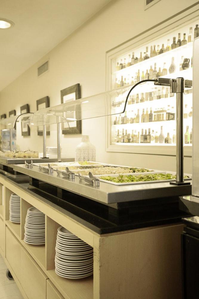 Austral Express Hotel Comodoro Rivadavia Ngoại thất bức ảnh